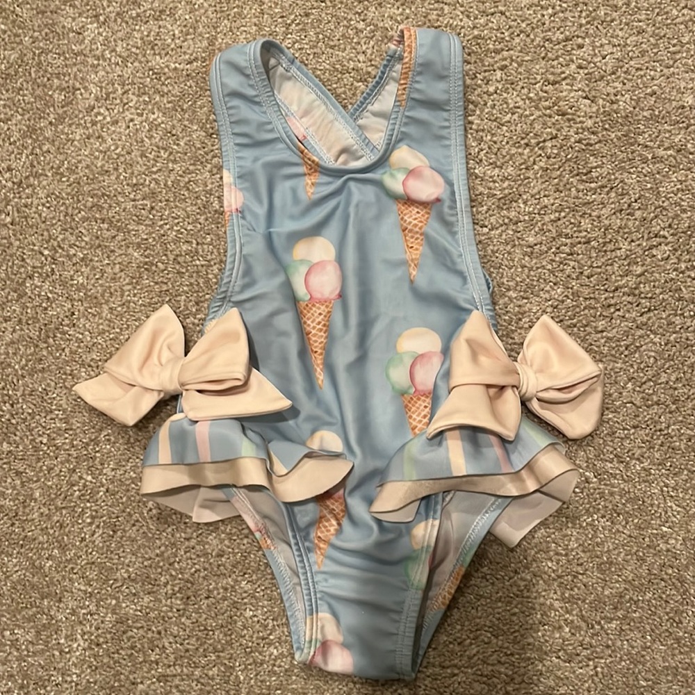 Sal & Pimenta swimsuit ice cream and bows!